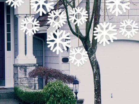 Hanging Snowflakes Decoration | Set of 10 For Sale