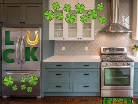 St. Patrick s Day Home Decor Bundle of Magnets, Hanging Decor & Doormat Cheap